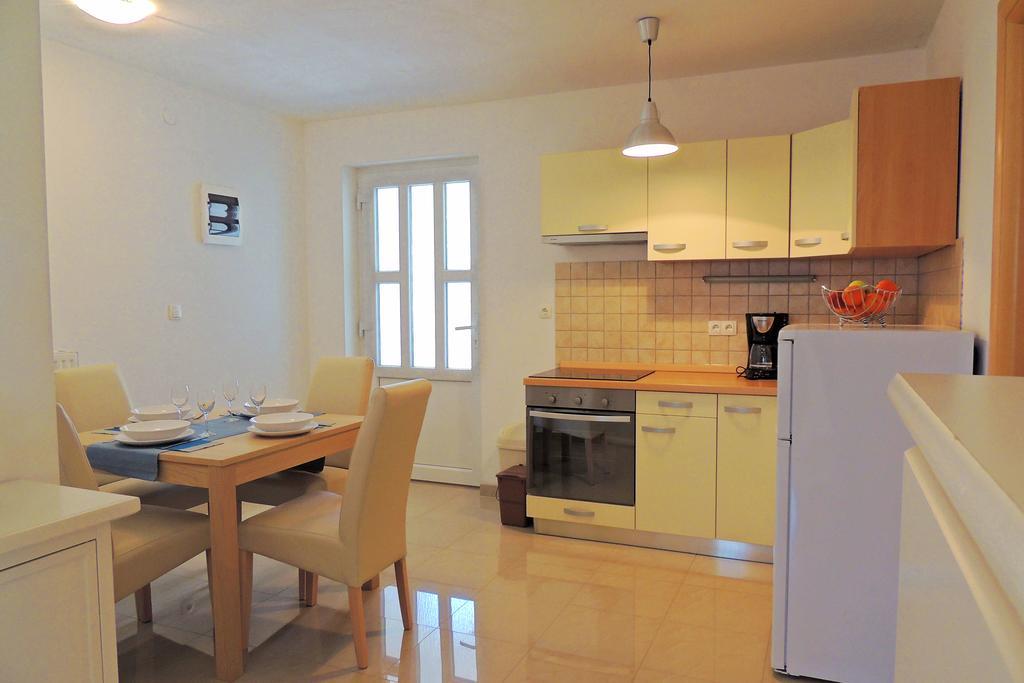 Apartment Private Kirincic